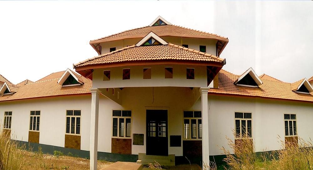 The Zamorins Guruvayurappan College Kozhikode Academic Building photo 1