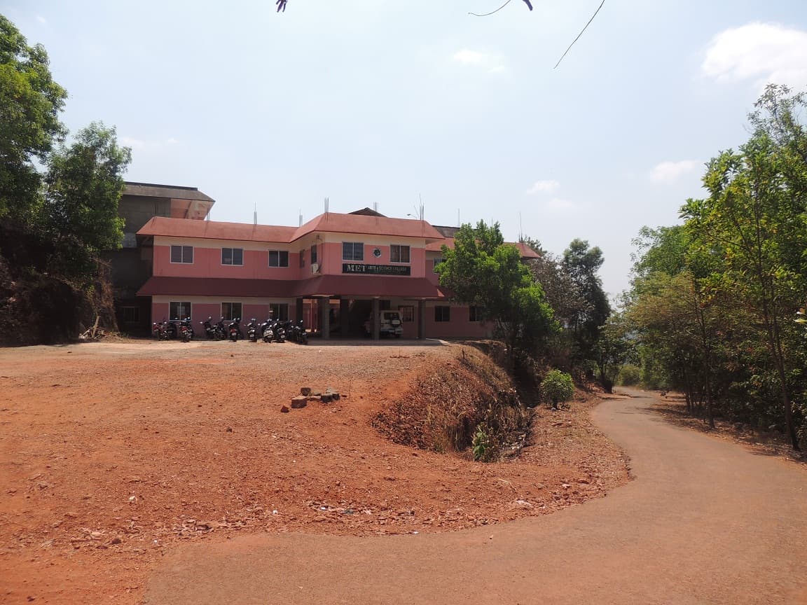 MET Arts and Science College Nadapuram Calicut Academic Building photo 1