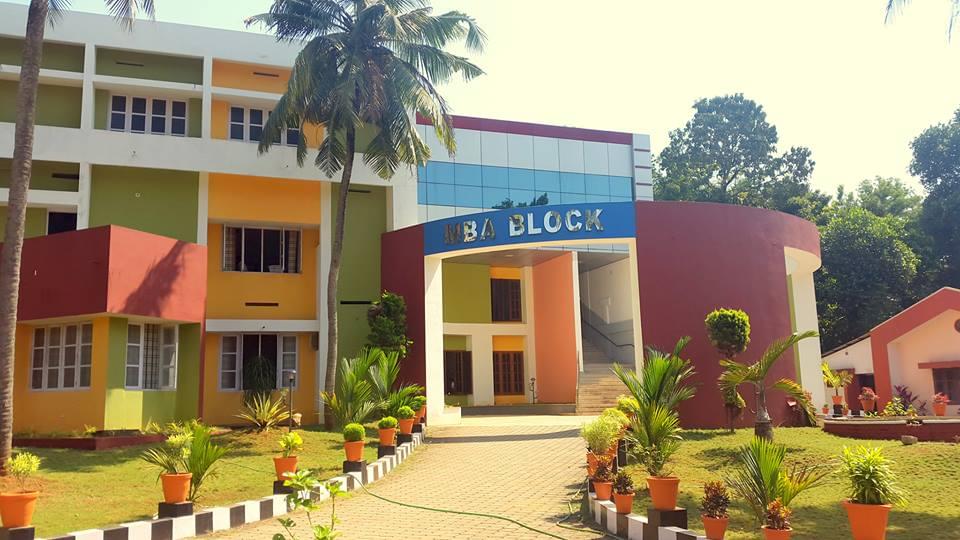 Naipunnya Institute of Management and Information Technology Thrissur Campus Building photo 3