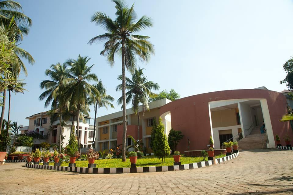 Naipunnya Institute of Management and Information Technology Thrissur Campus Building photo 4