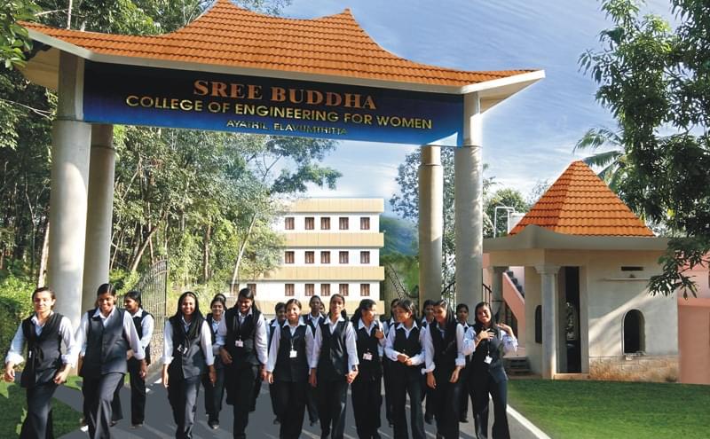 Sree Buddha College of Engineering Pathanamthitta College Building photo 3