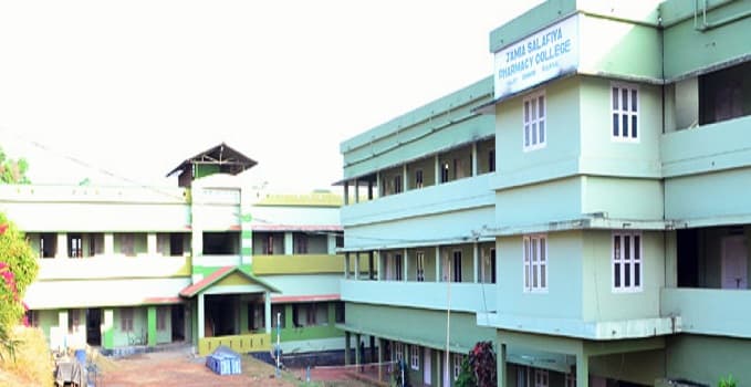 Jamia Salafiya Pharmacy College Malappuram College Building photo 1