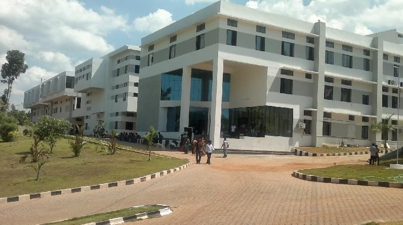 Heera College of Engineering and Technology Nedumangad Campus Building photo 2