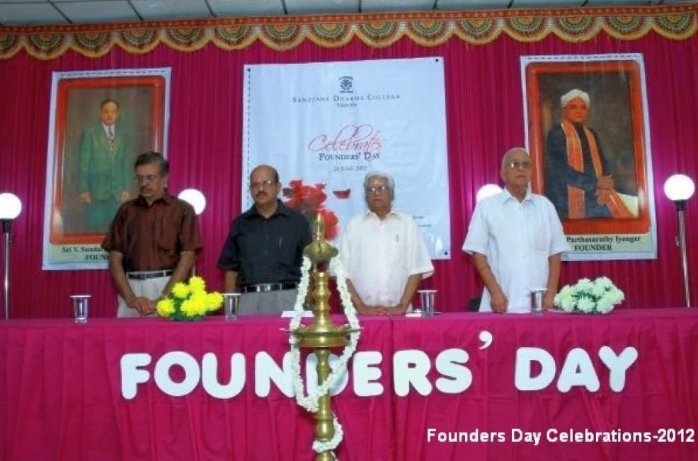 Sanatana Dharma College Alappuzha Extra Curriculars photo 4