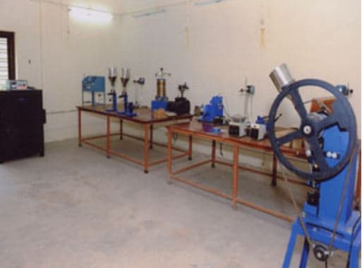 Mar Dioscorus College of Pharmacy Sreekariyam Thiruvananthapuram Labs photo 4