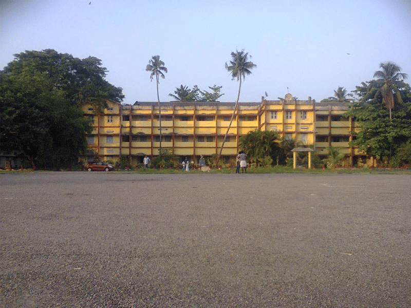 D.B Pampa College Parumala Pathanamthitta Academic Building photo 3