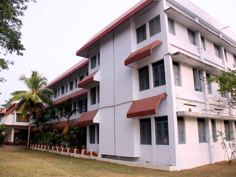 Sree Sankara Vidyapeetom College Ernakulam Campus photo 4