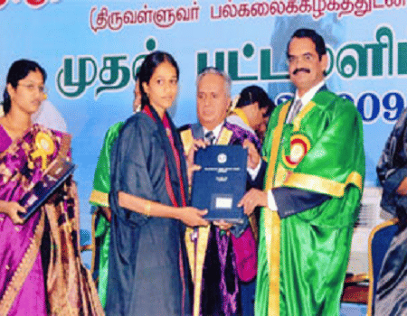 K.M.G. College of Arts and Science Katpadi Convocation photo 5