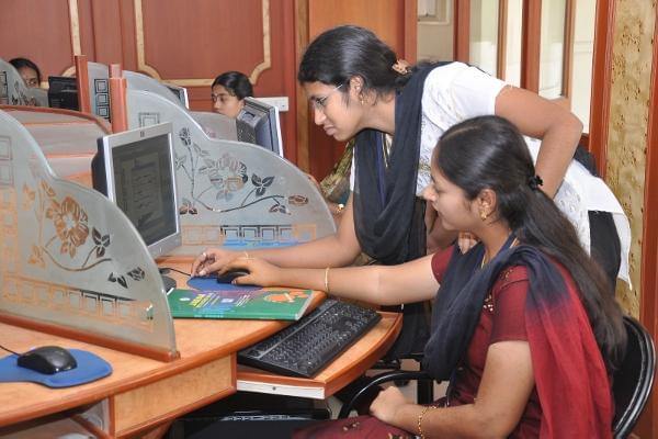 Jairam Arts & Scinence College Salem Computer lab photo 2