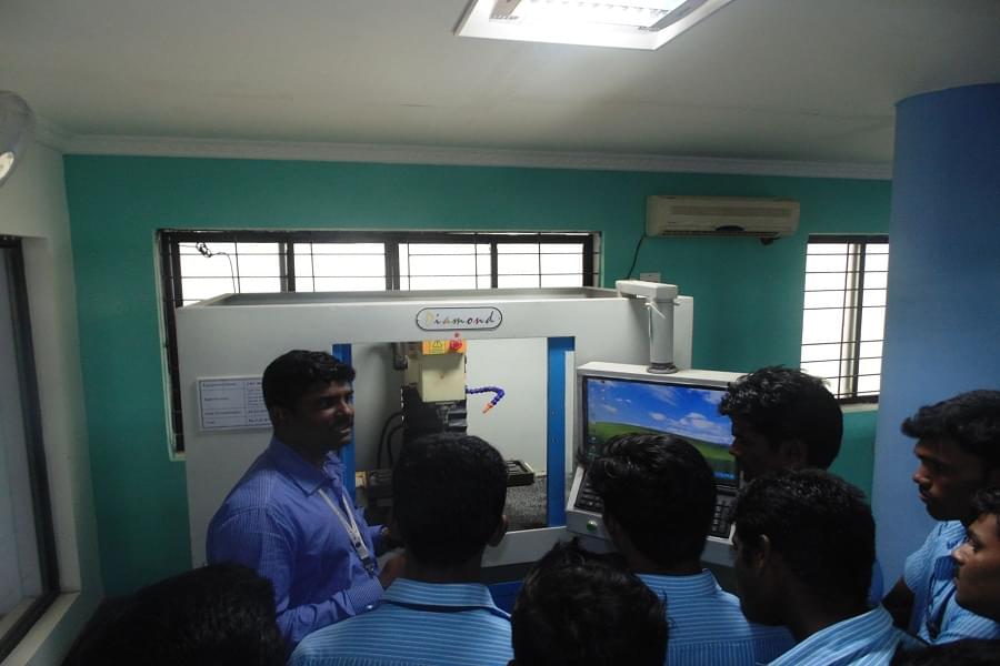 M.A.M School of Engineering Tiruchirappalli Library and Lab photo 3