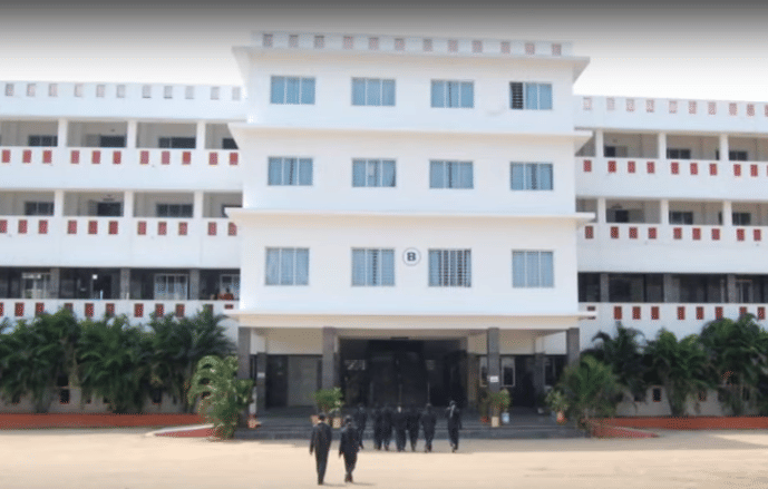 Bharathiyar Institute of Engineering for Women Salem Academic Building photo 4