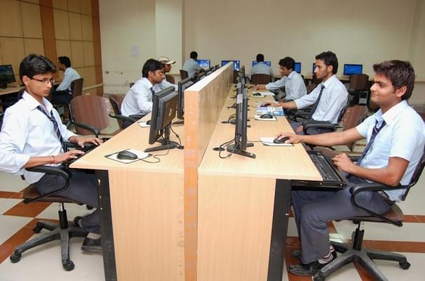 Panimalar Engineering College Chennai hostel photo 9