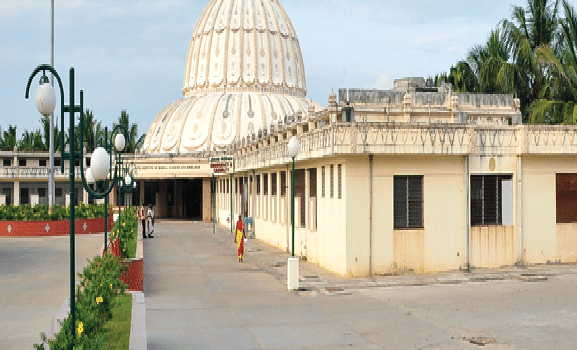 Melmaruvathur Adhiparasakthi Institute of Medical Sciences and Research Kanchipuram Academic Building photo 3