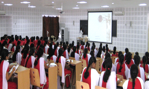 Melmaruvathur Adhiparasakthi Institute of Medical Sciences and Research Kanchipuram Facilities photo 1