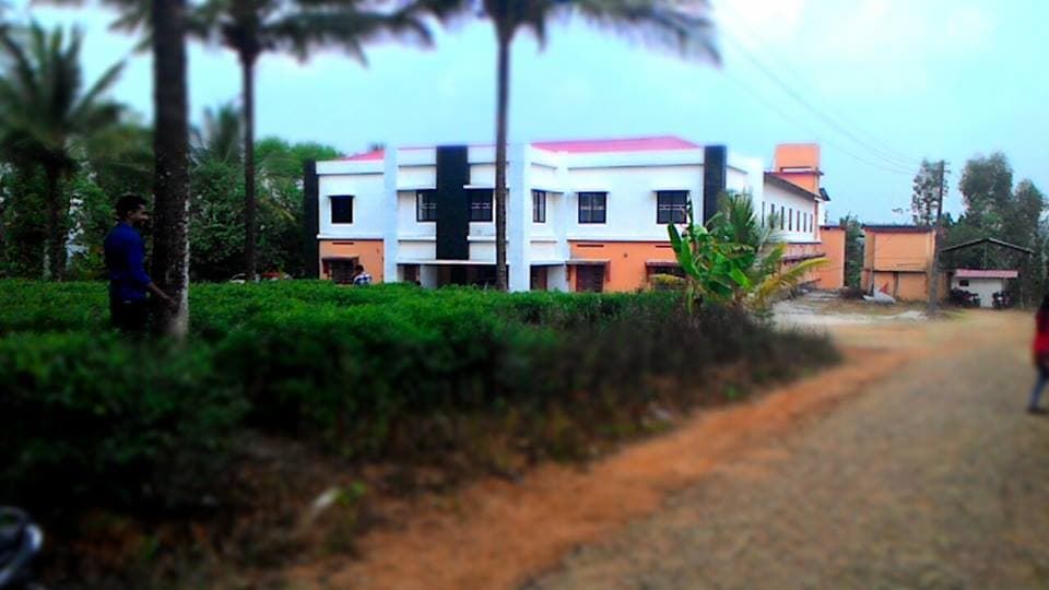 Alphonsa Arts & Science College Sulthan Batheri Academic Building photo 4