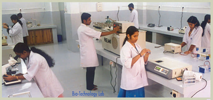 Kuriakose Elias College Mannanam Kottayam campus photo 4