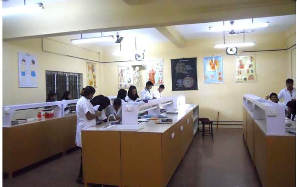 KTN College of pharmacy Palakkad Labs photo 2