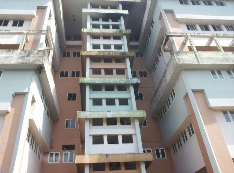 Malankara Orthodox Syrian Church Medical College Ernakulam Academic Building photo 2