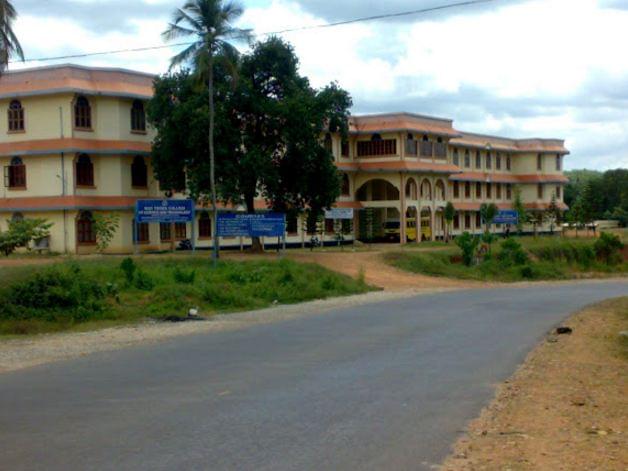 Marthoma Institute of Information Technology Chadayamangalam Academic Building photo 2