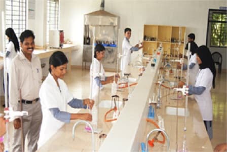 Moulana College of Pharmacy Perinthalmanna Laboratories photo 1