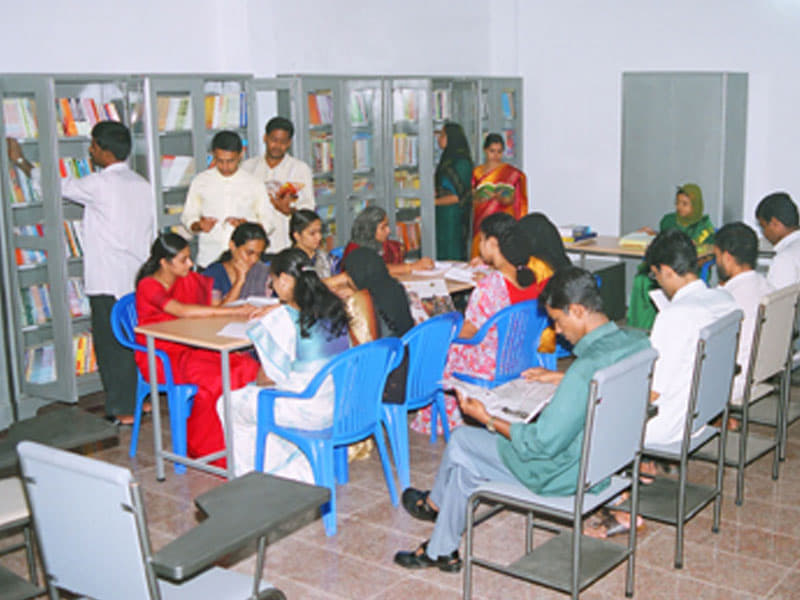 Patriarch Ignatius Zakka Training College Malecruz Ernakulam Facility photo 3