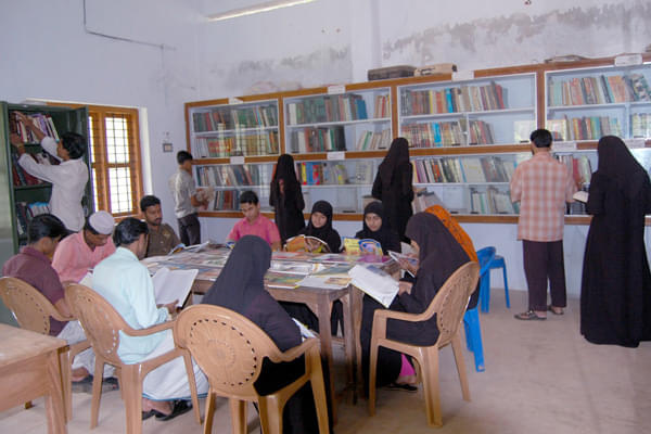 Sunniyya Arabic College Chennamangallur Kozhikode Library photo 2