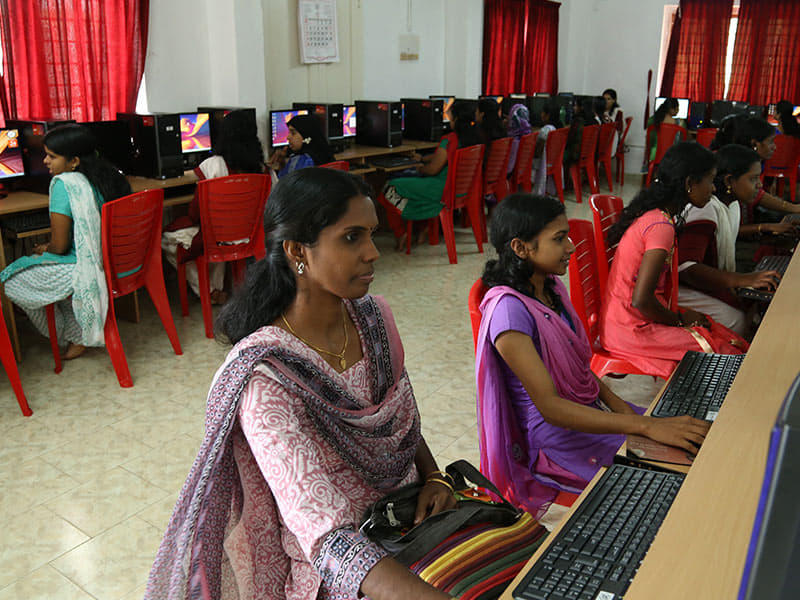 St. Mary's Women's College for Teacher Education Tiruvalla Computer Lab photo 3