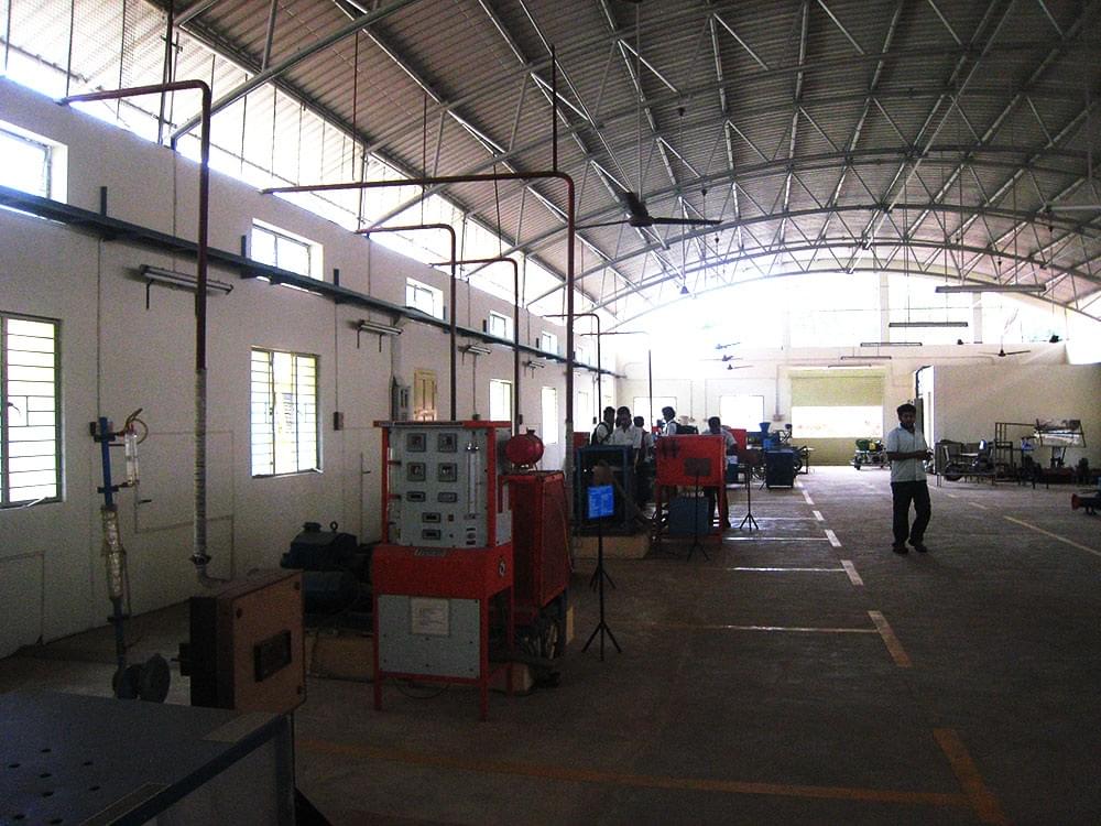Cochin University of Science and Technology, School of Engineering Thrikkakara College infrastructure photo 2
