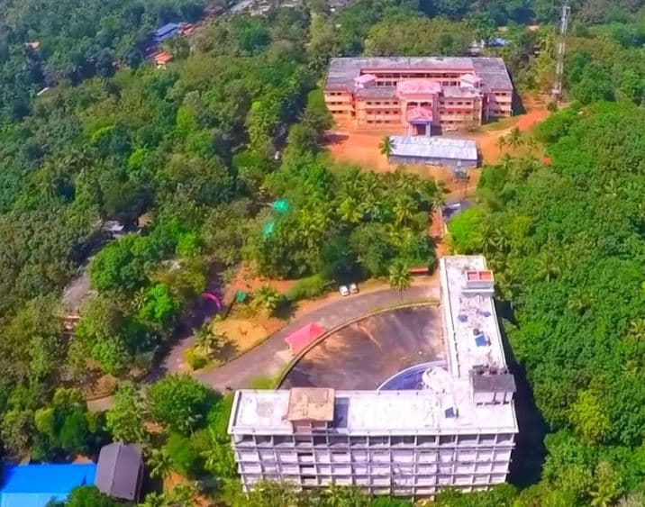 Sree Narayana Institute of Ayurvedic Studies and Research Kollam Academic Building photo 6