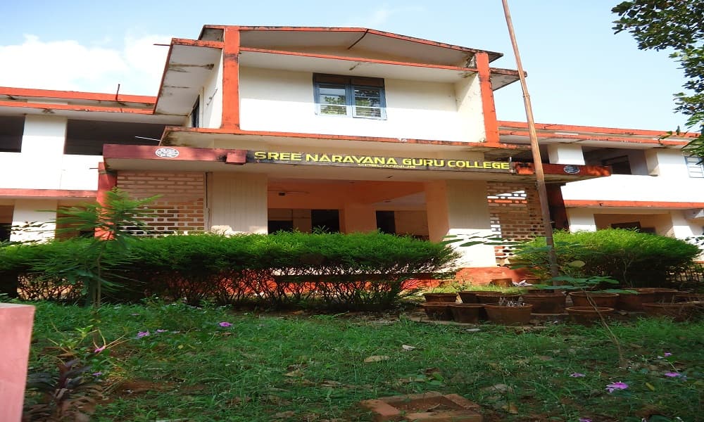 Sree Narayana Guru College Chelannur Kozhikode Academic Building photo 4