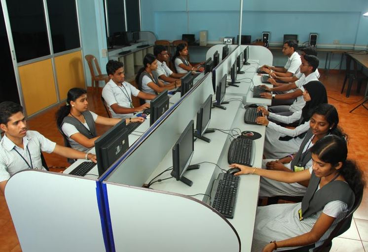 St Mary's College Puthanangadi Malappuram Comp Lab photo 2