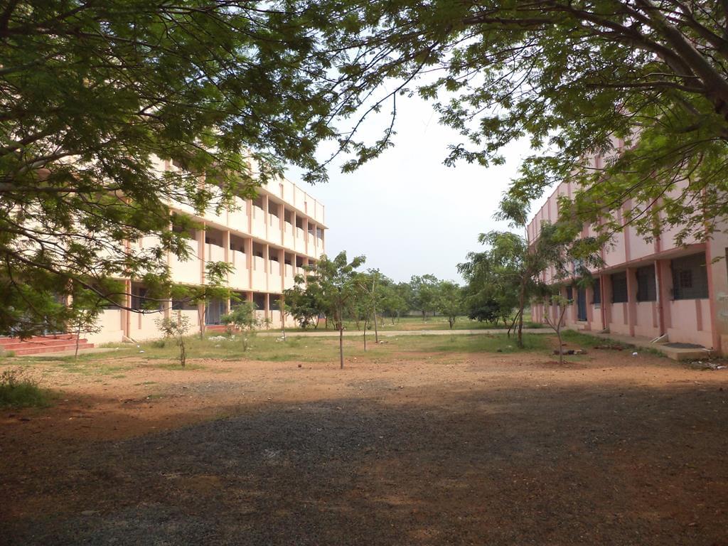 Arignar Anna Government Arts College Musiri Manapparai Academic Building photo 7