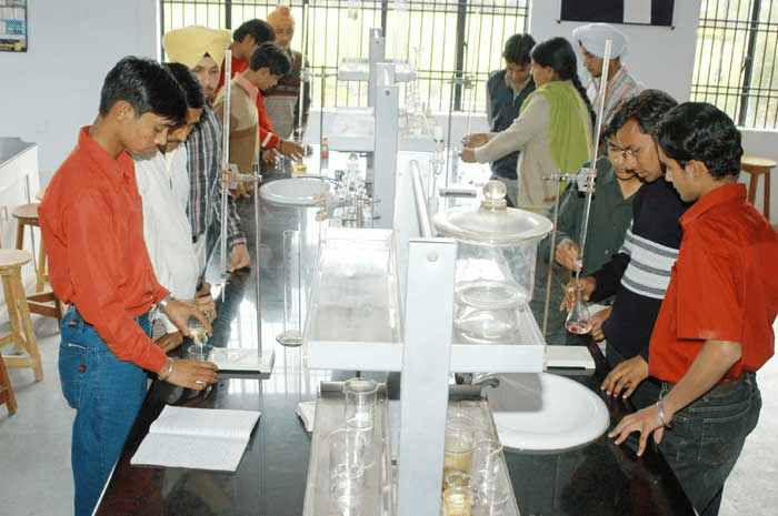 Rayat Bahra Group of Institutions: Ropar Campus Labs and Library photo 1