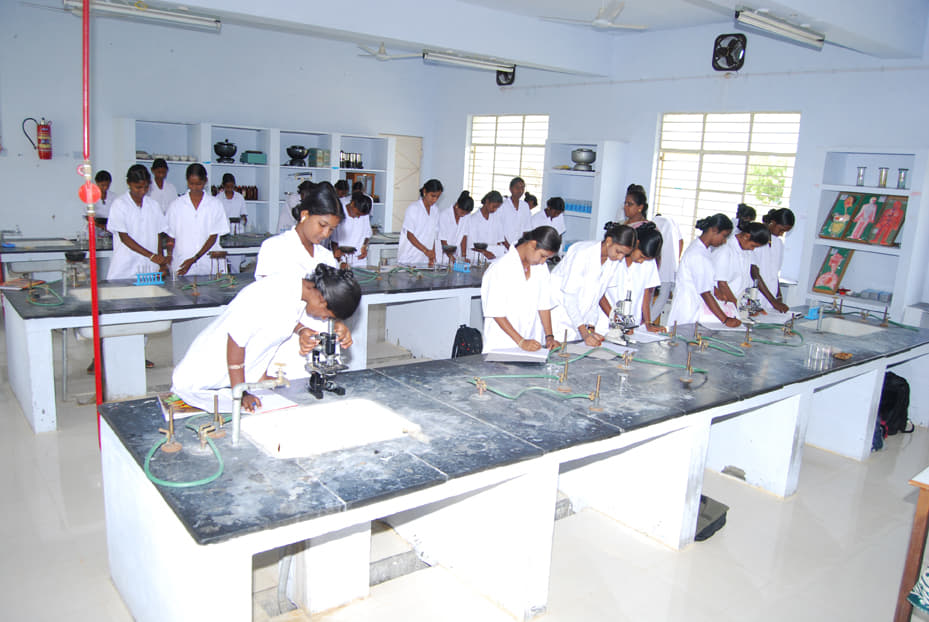 Government Arts and Science College Women Barugur Labs photo 1