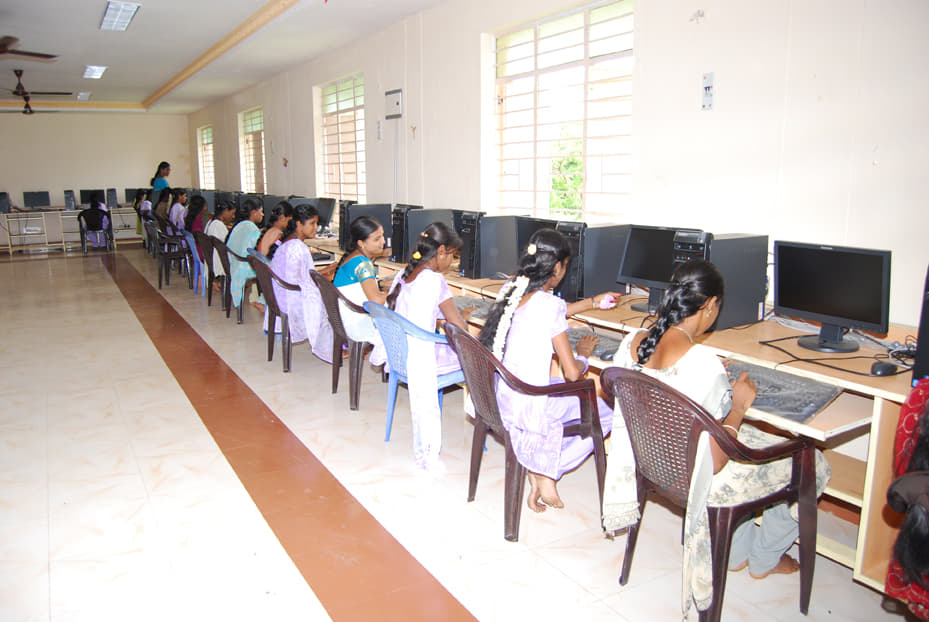 Government Arts and Science College Women Barugur Labs photo 6