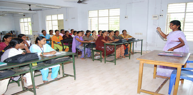 Government Arts and Science College Women Barugur Library photo 1