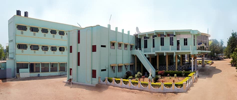 Bishop Ambrose College Ramanathapuram Academic Building photo 1