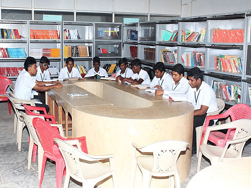 S.A. Raja College of Pharmacy Vadakankulam Tirunelveli Facilities photo 3