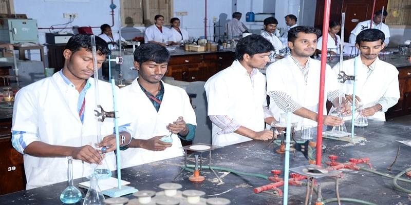 Government Arts College (Autonomous) Coimbatore Laboratoies photo 3