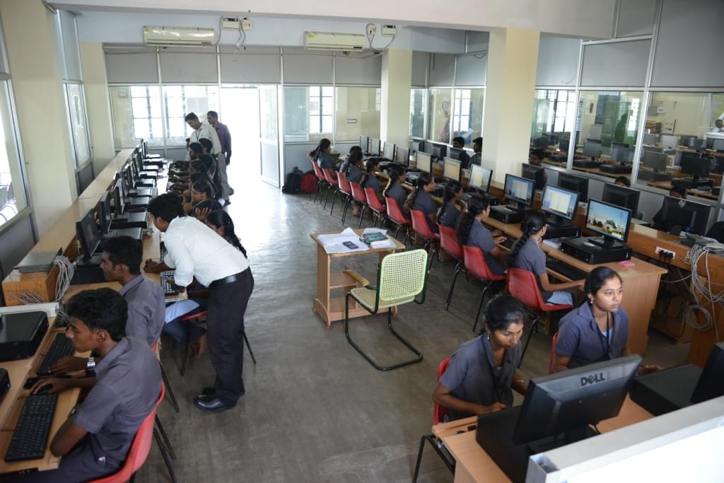 SACS MAVMM Engineering College Madurai Computer lab photo 5