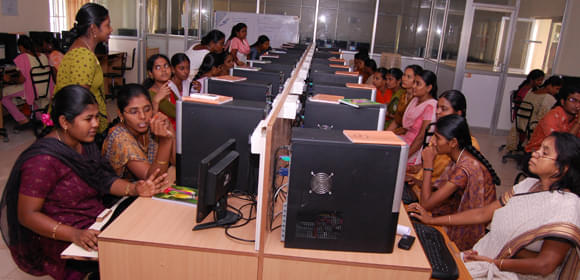 V.V. Vanniaperumal College for Women Virudhunagar Facility photo 1