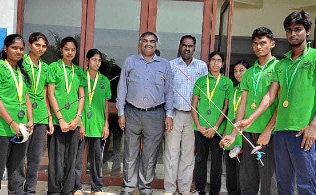 Tamilavel Umamaheswaranar Karanthai Arts College Thanjavur Events photo 3