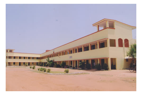 Tamilavel Umamaheswaranar Karanthai Arts College Thanjavur Campus Building photo 6