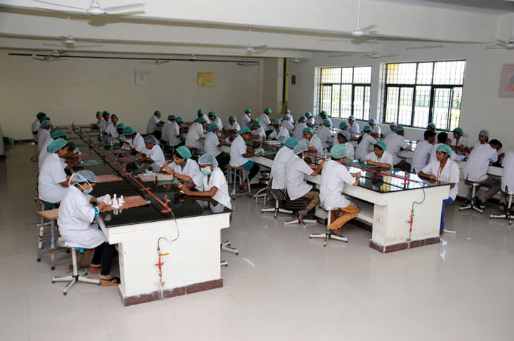 Sri Venkateswara Dental College And Hospital Chennai Laboratories photo 6