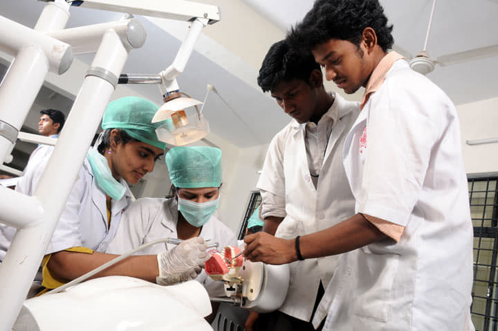 Sri Venkateswara Dental College And Hospital Chennai Laboratories photo 7