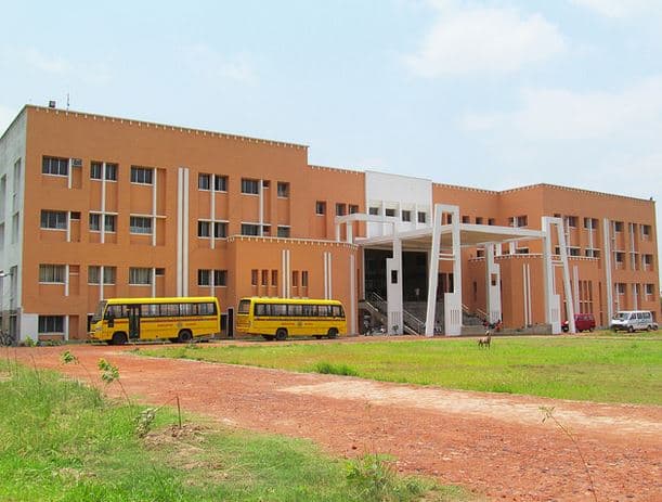 Regent Education and Research Foundation Kolkata Academic Building photo 2
