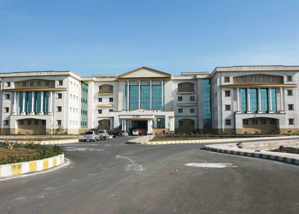 UPUMS Etawah Academic Building photo 7