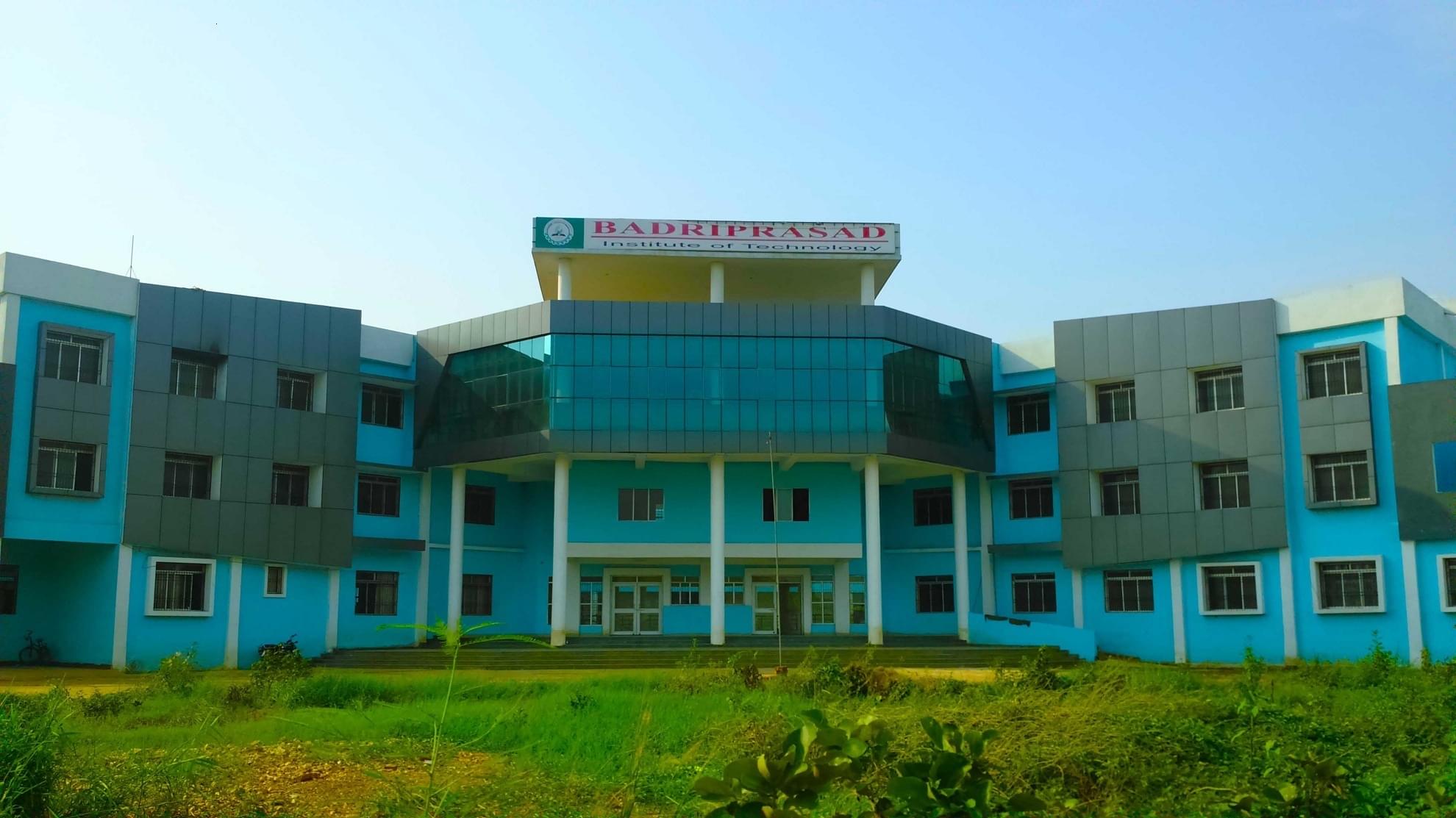 Badriprasad Institute of Technology Sambalpur Campus Building photo 3