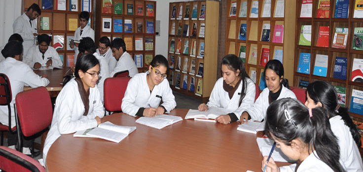 Shri Guru Ram Rai Institute of Medical and Health Sciences Dehradun Lab and library photo 1