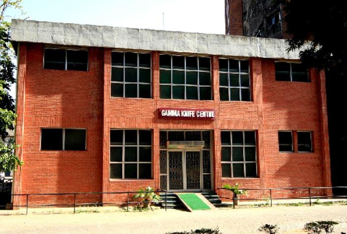 PGIMER Chandigarh Academic Building photo 1